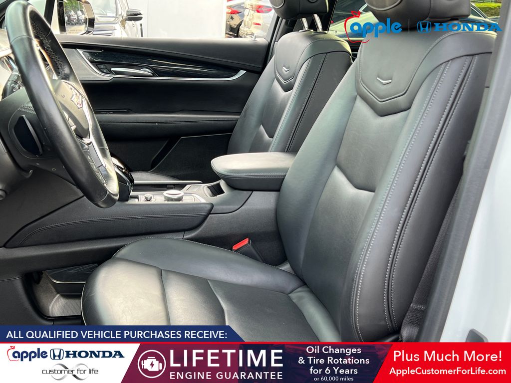 2023 Cadillac XT5 AWD Premium Luxury