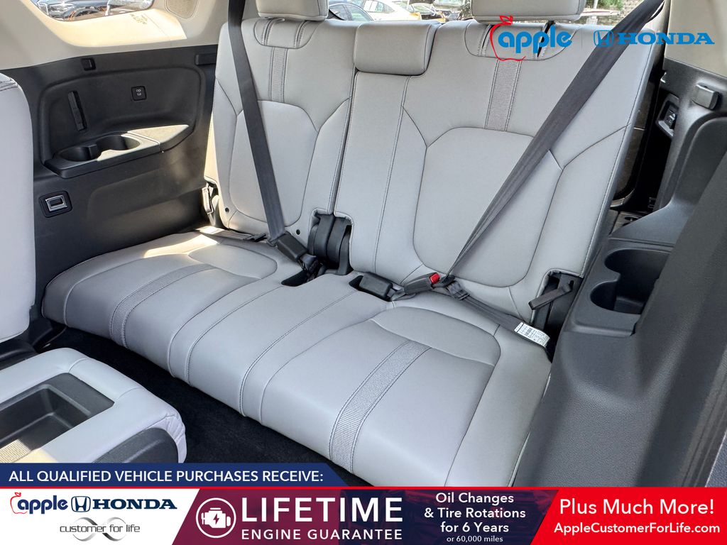 2025 Honda Pilot Touring