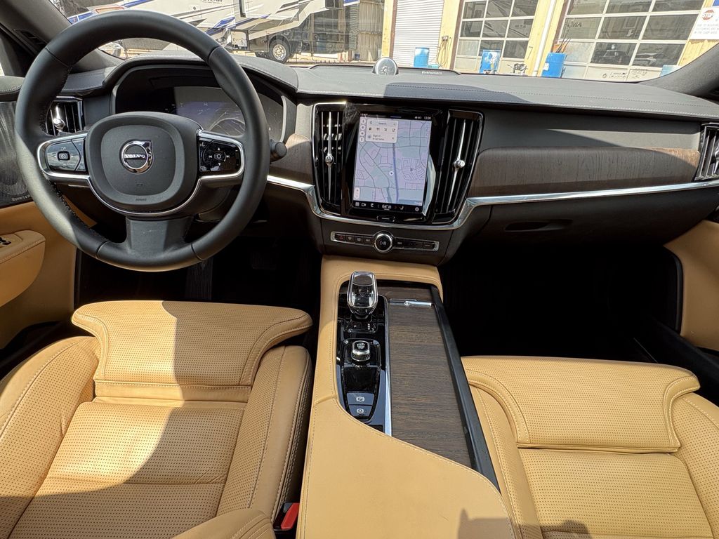 Used 2023 Denim Blue Metallic Volvo Ultimate image 27