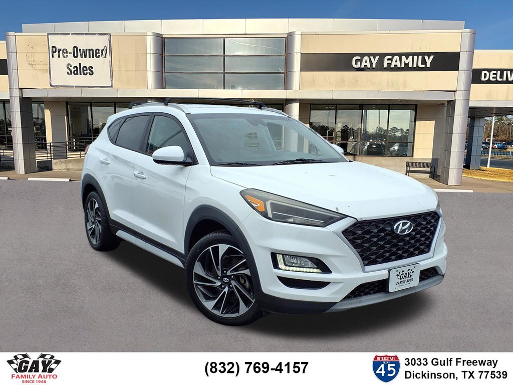 White 2019 Hyundai Tucson SUV / Crossover Front-Wheel Drive 6-Speed Automatic