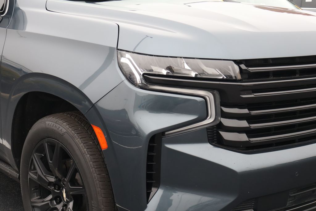 Thumbnail: 2021 Chevrolet Tahoe - 4