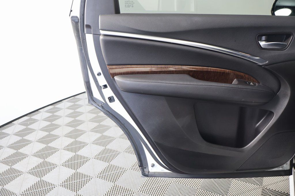 Thumbnail: 2019 Acura MDX - 13