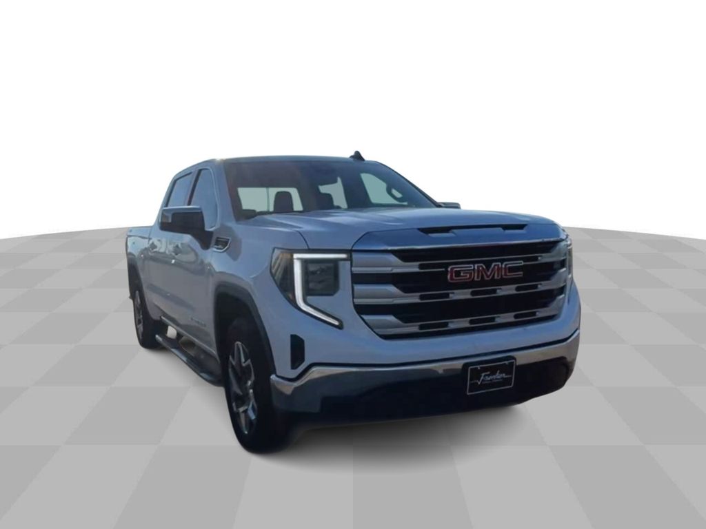 2023 GMC Sierra 1500 SLE 3