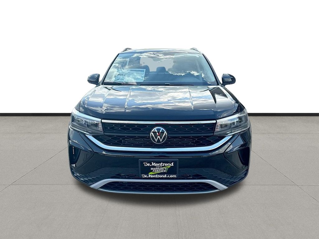 New 2024 Black Pearl Volkswagen 1.5T SE image 3