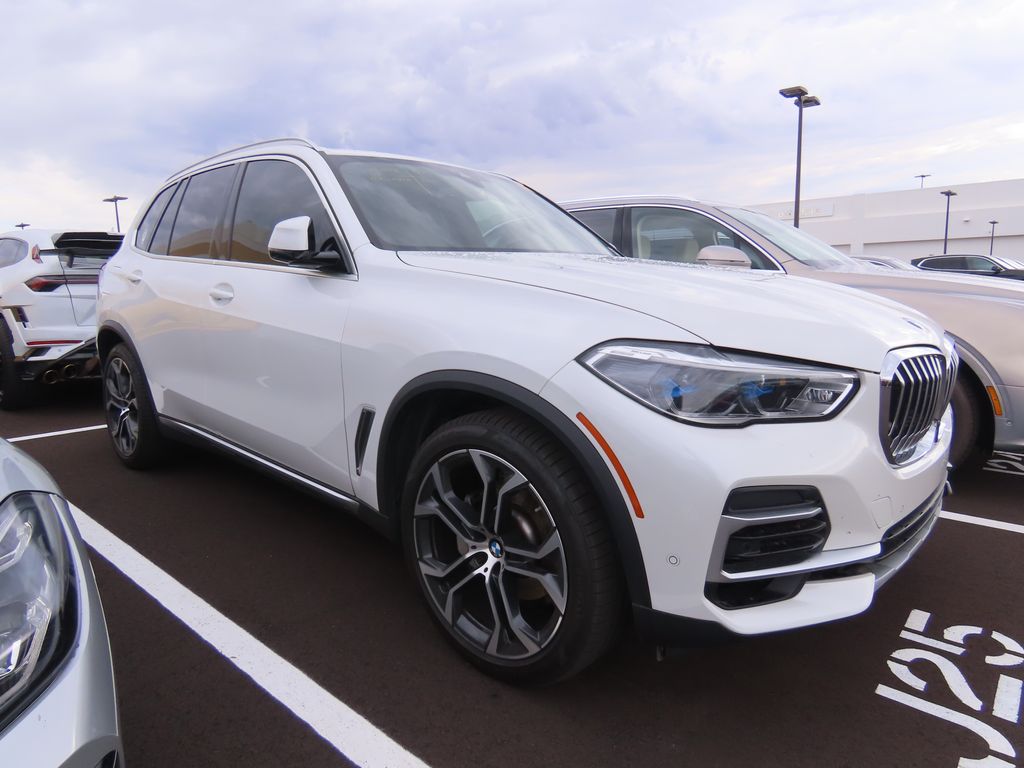 Thumbnail: 2022 BMW X5 - 2