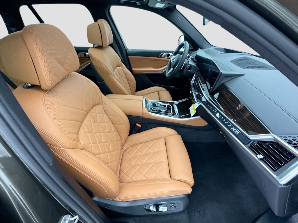 Thumbnail: 2026 BMW X5 - 19