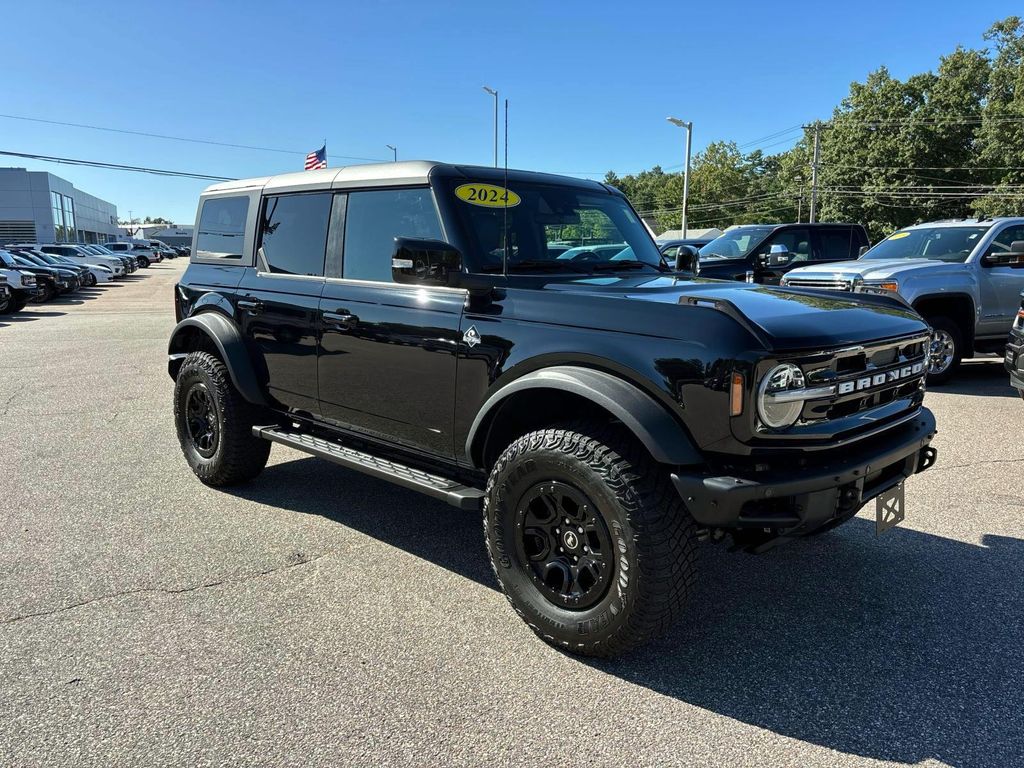 2024 Ford Bronco Outer Banks 4-Door