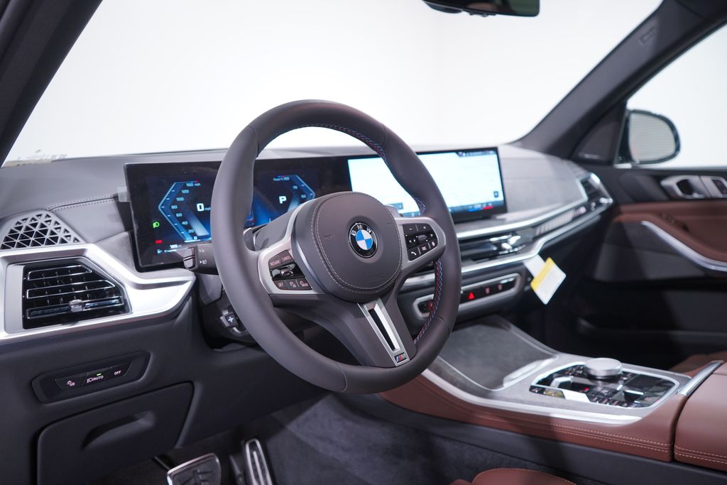 2025 BMW X5 M60i 6