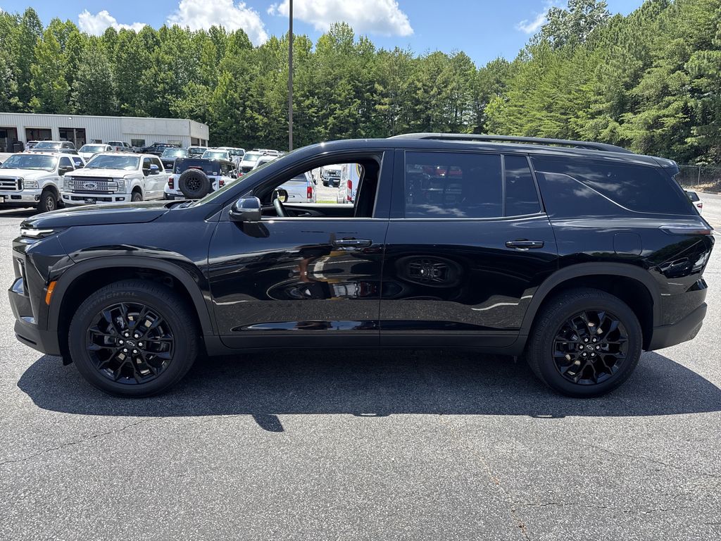 Used 2026 Chevrolet Traverse SUV