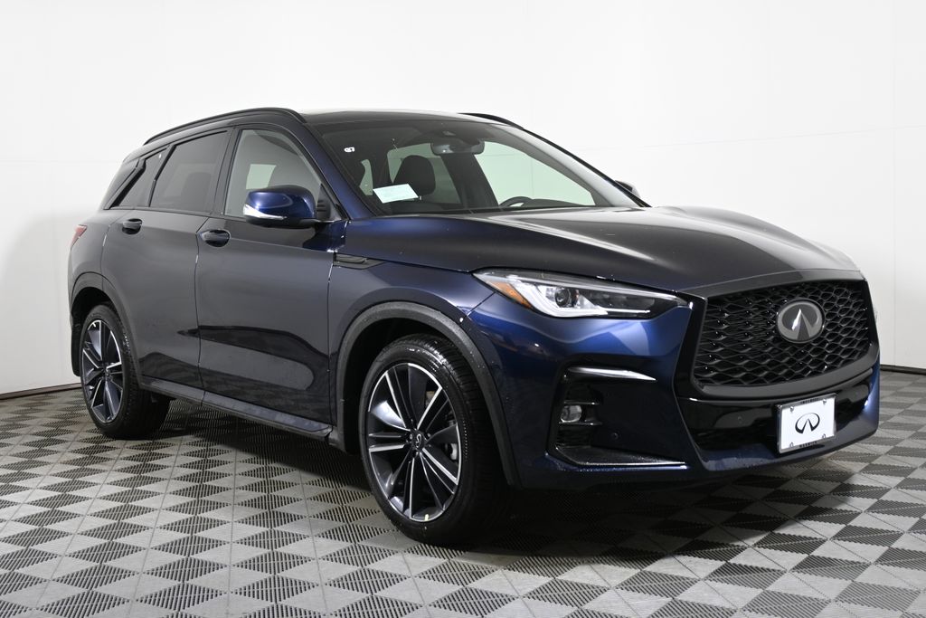 Thumbnail: 2025 INFINITI QX50 - 6