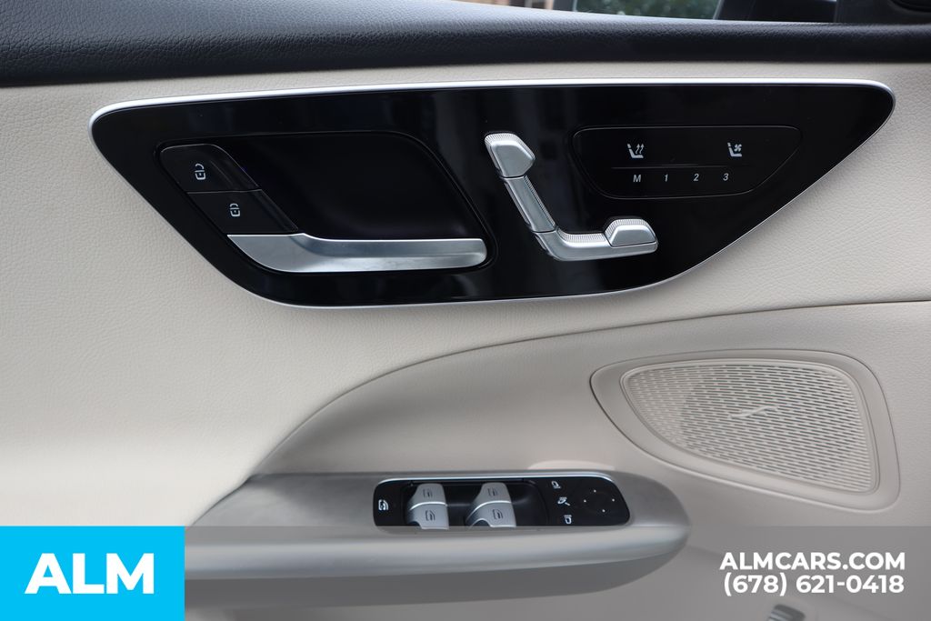 2024 Mercedes Benz C 300 photo 13
