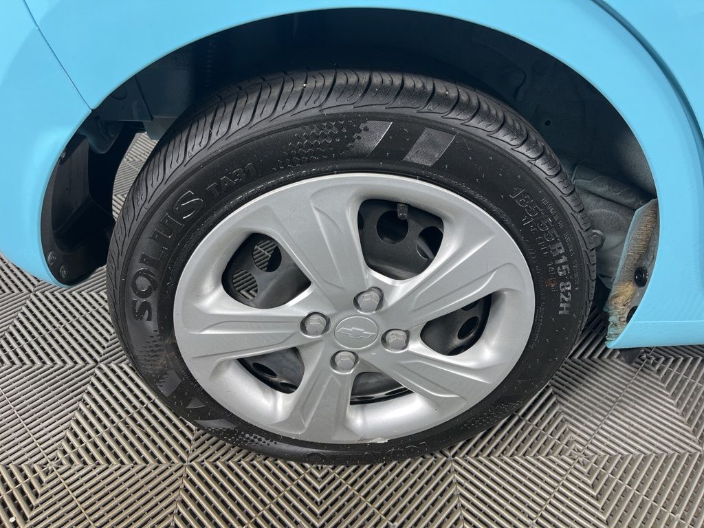 Thumbnail: 2022 Chevrolet Spark - 9