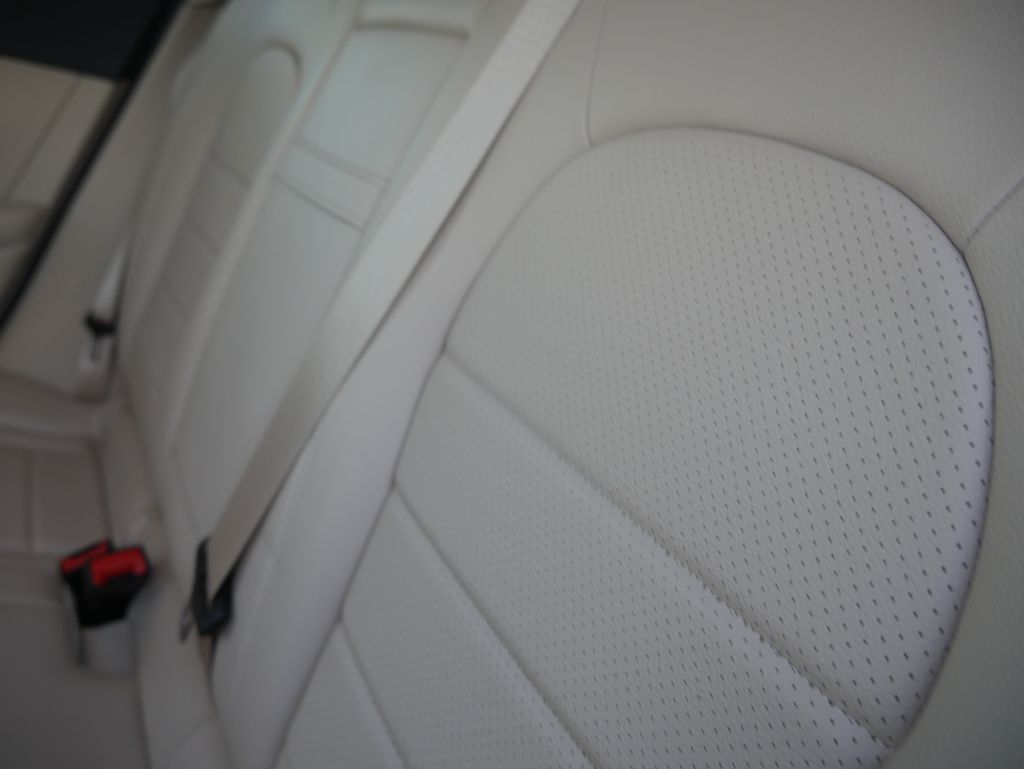 Thumbnail: 2023 Mercedes-Benz GLC - 23