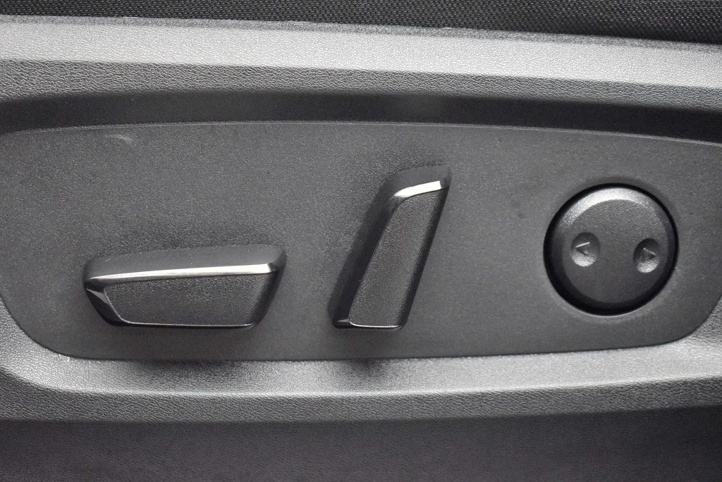 Thumbnail: 2025 Nissan Pathfinder - 14