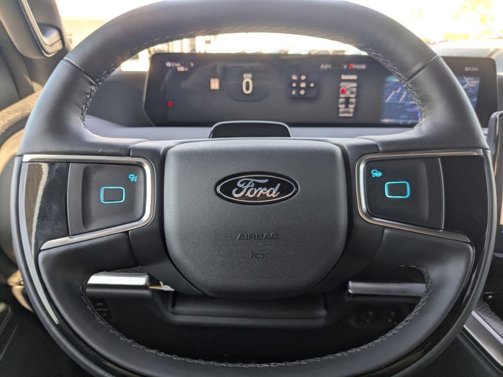 2025 Ford Expedition Platinum MAX