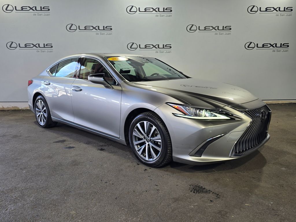 Thumbnail: 2021 Lexus ES - 3