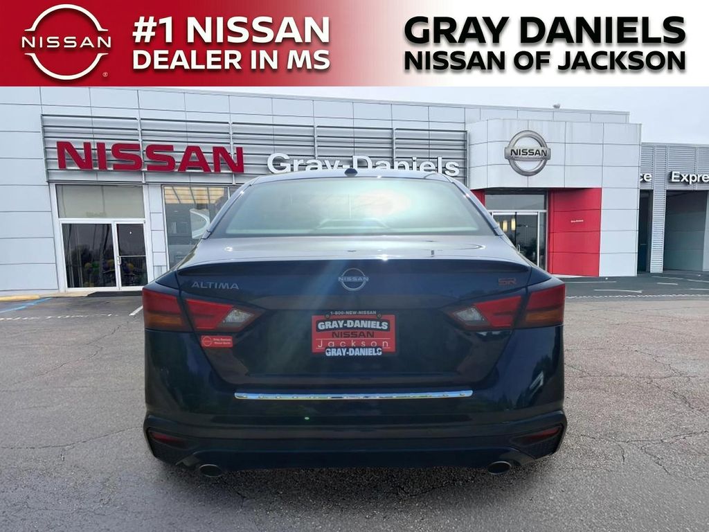 Used 2023 Nissan Altima Sedan