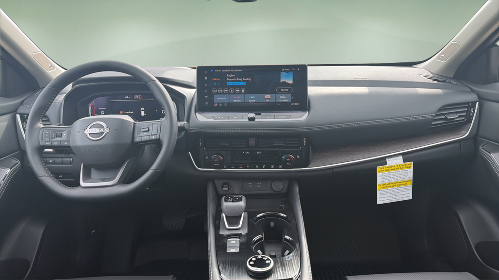 View vehicle photo 7