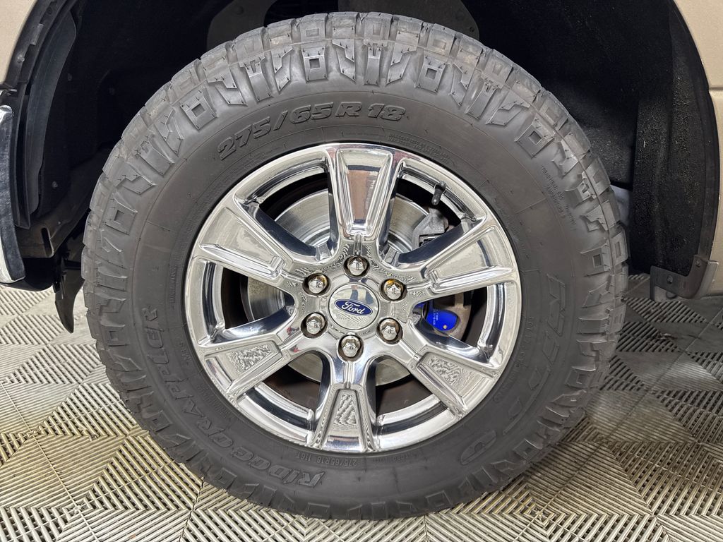 Used 2016 Brown Ford XLT image 13
