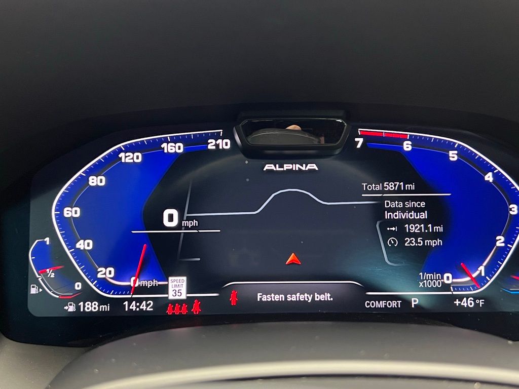 Thumbnail: 2022 BMW 8 Series - 18