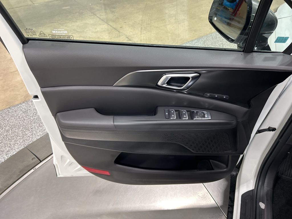 new 2026 Kia Carnival Hybrid car, priced at $52,865