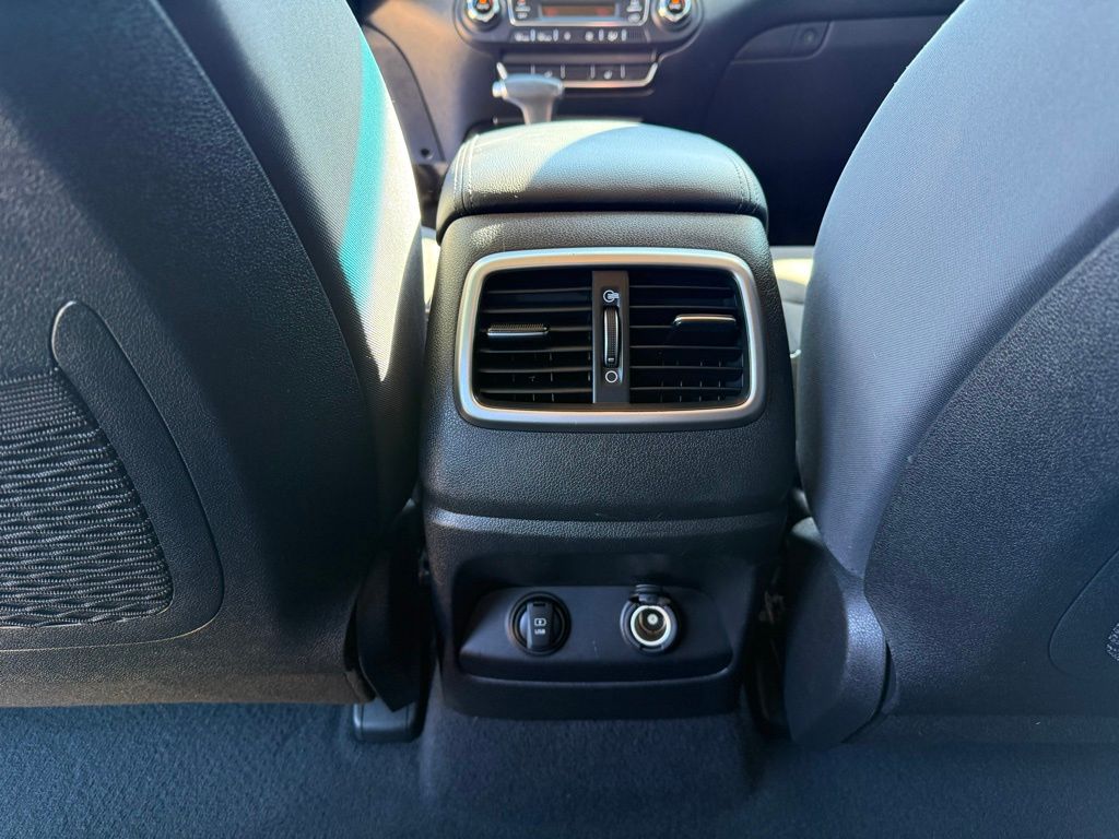 Thumbnail: 2020 Kia Sorento - 23