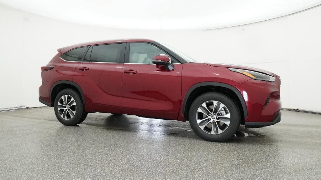 Thumbnail: 2025 Toyota Highlander - 28