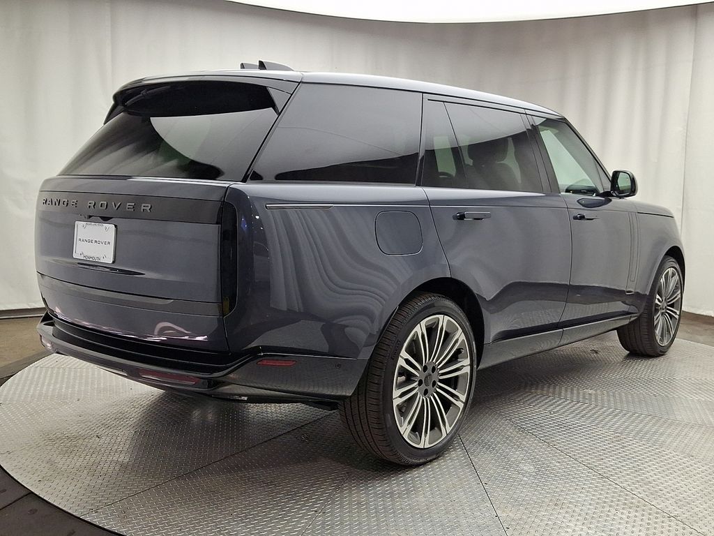 Thumbnail: 2026 Land Rover Range Rover - 3