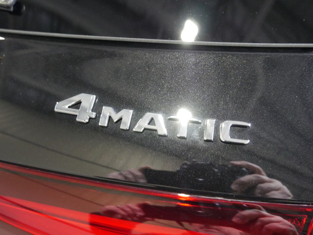 Thumbnail: 2026 Mercedes-Benz GLE - 10