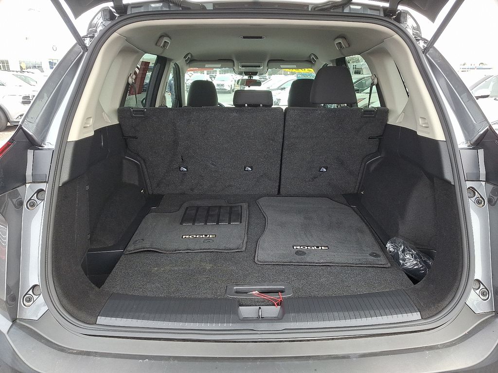 Thumbnail: 2023 Nissan Rogue - 29