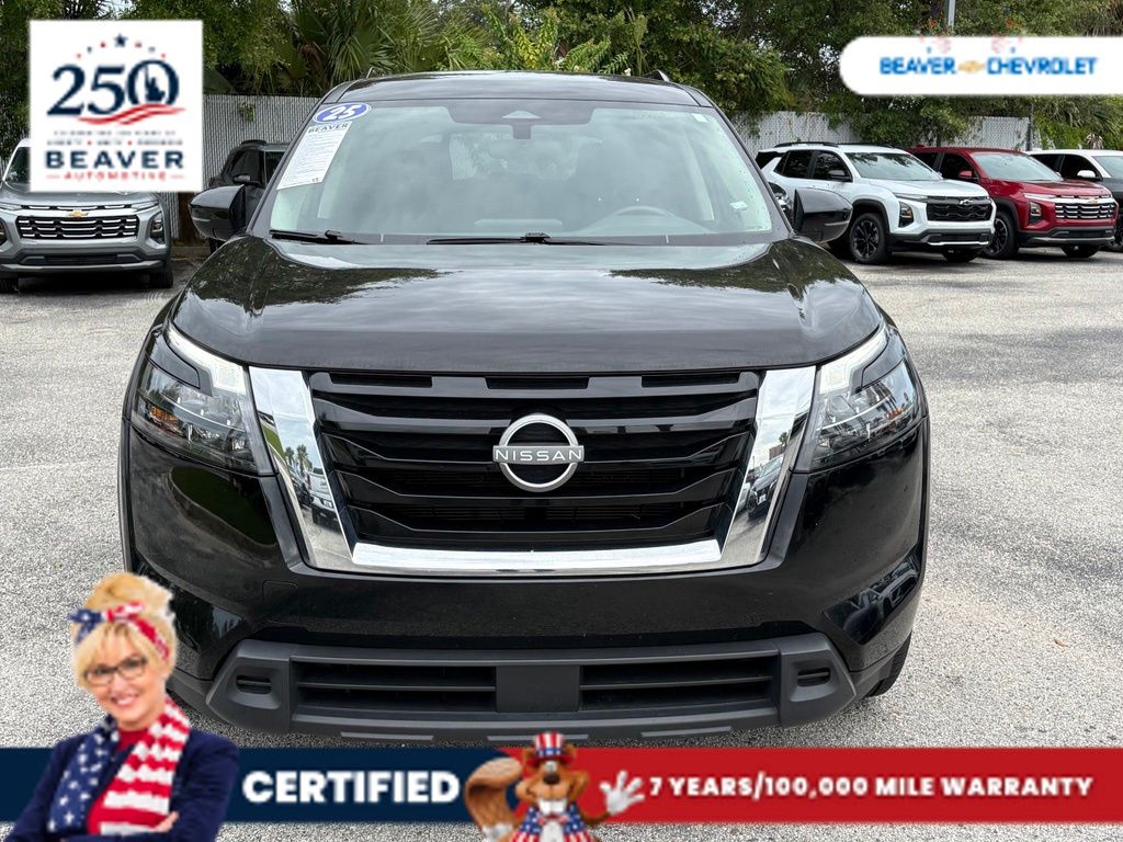 Used 2025 Nissan Pathfinder SUV