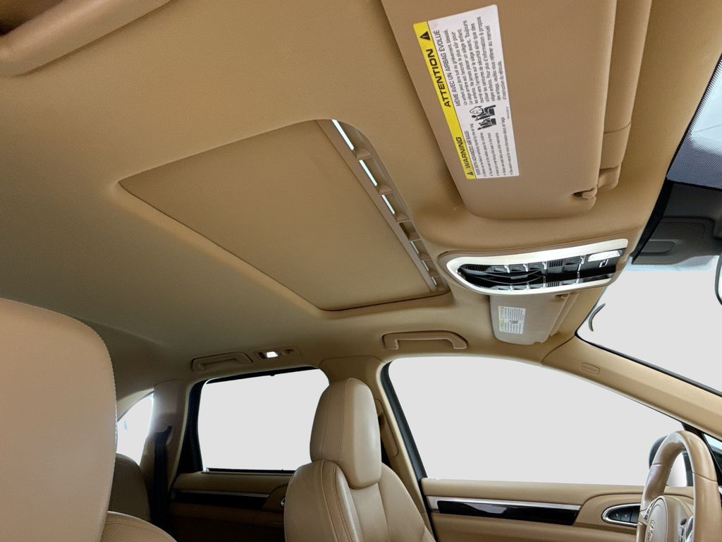 Thumbnail: 2014 Porsche Cayenne - 17