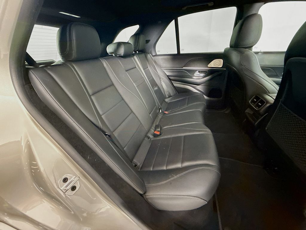 Thumbnail: 2022 Mercedes-Benz GLE - 28