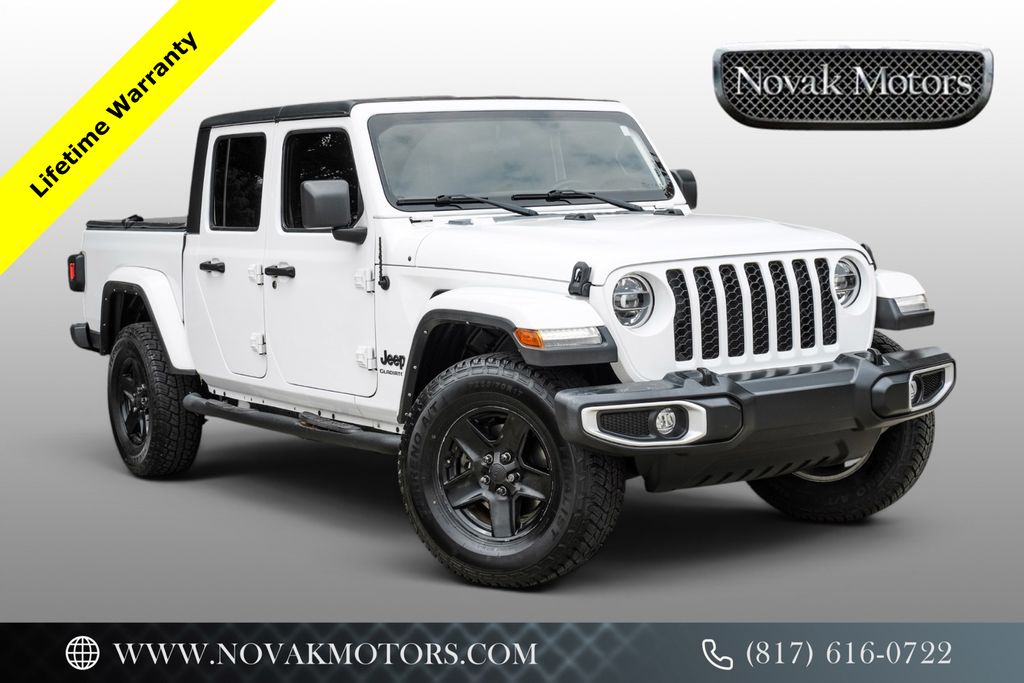 used 2022 Jeep Gladiator car, priced at $28,382