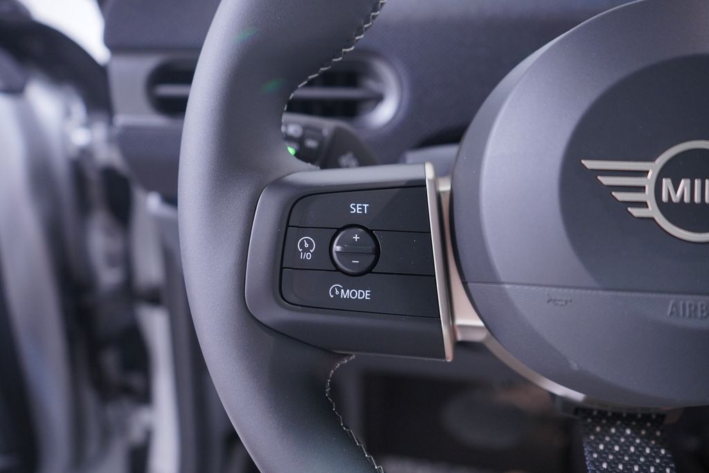 Thumbnail: 2026 MINI Cooper - 16