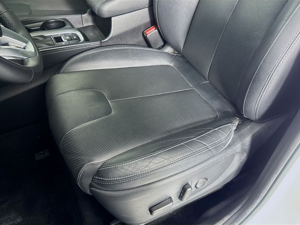 Used Car 2019 Hyundai Santa Fe  Limited For Sale Under $25,000 In Austin, Texas