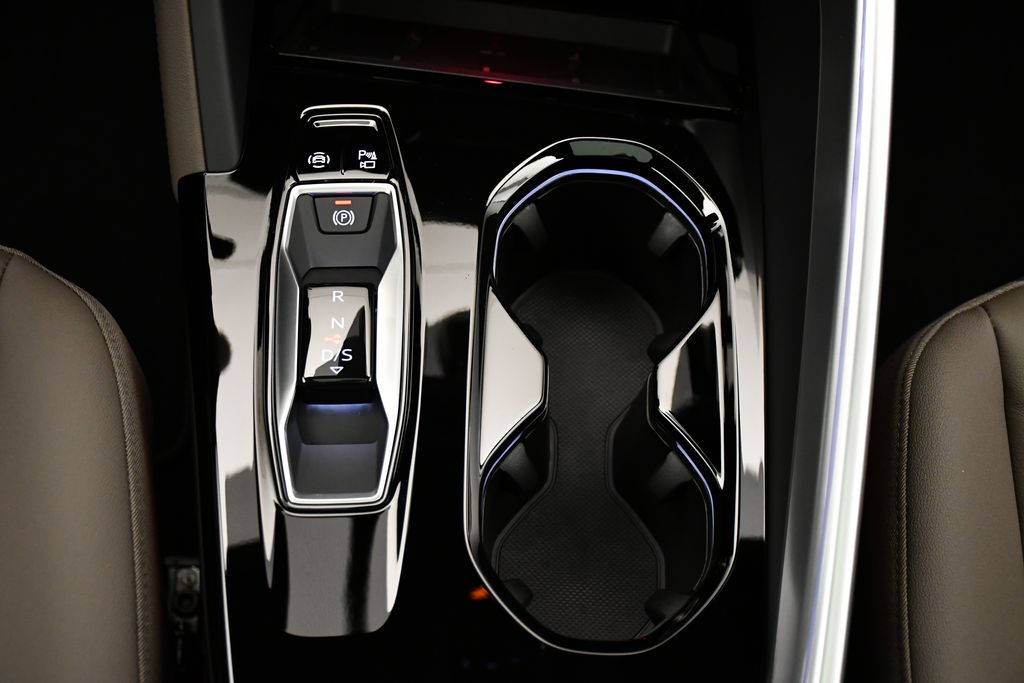 Thumbnail: 2025 Audi Q5 - 29