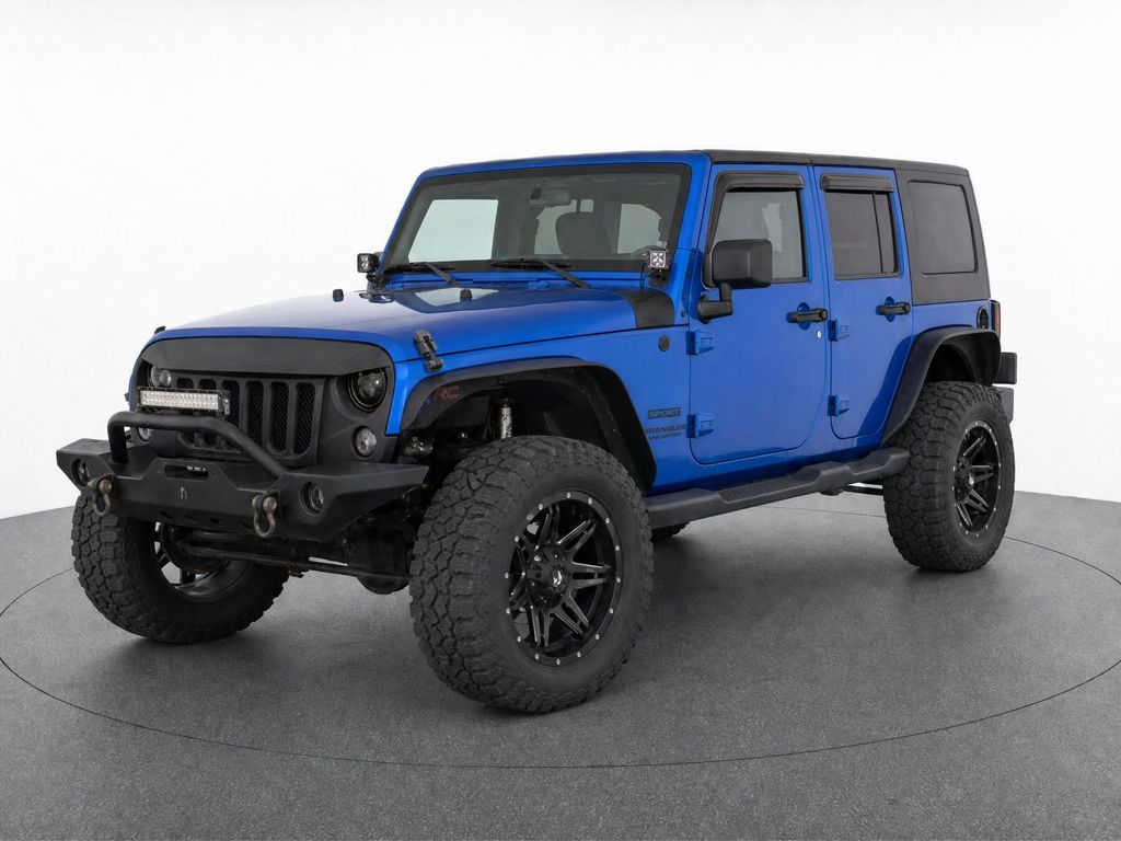 Thumbnail: 2016 Jeep Wrangler - 7