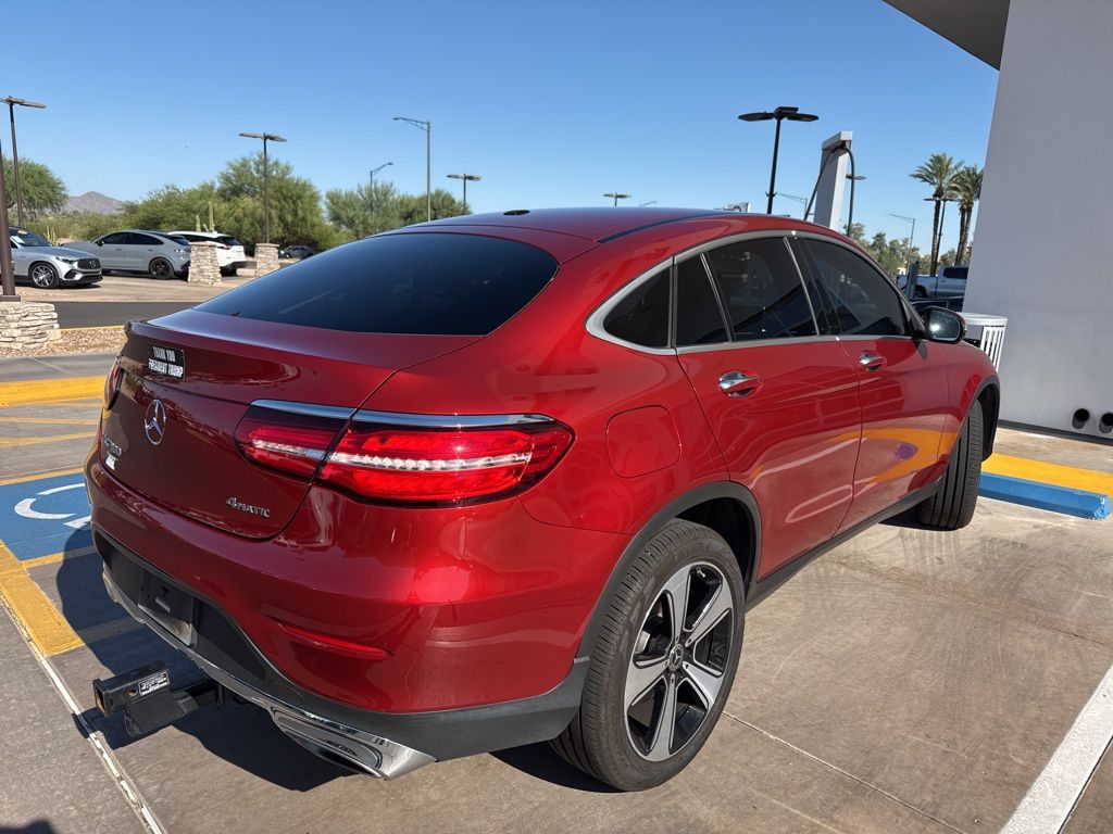 Thumbnail: 2017 Mercedes-Benz GLC - 4