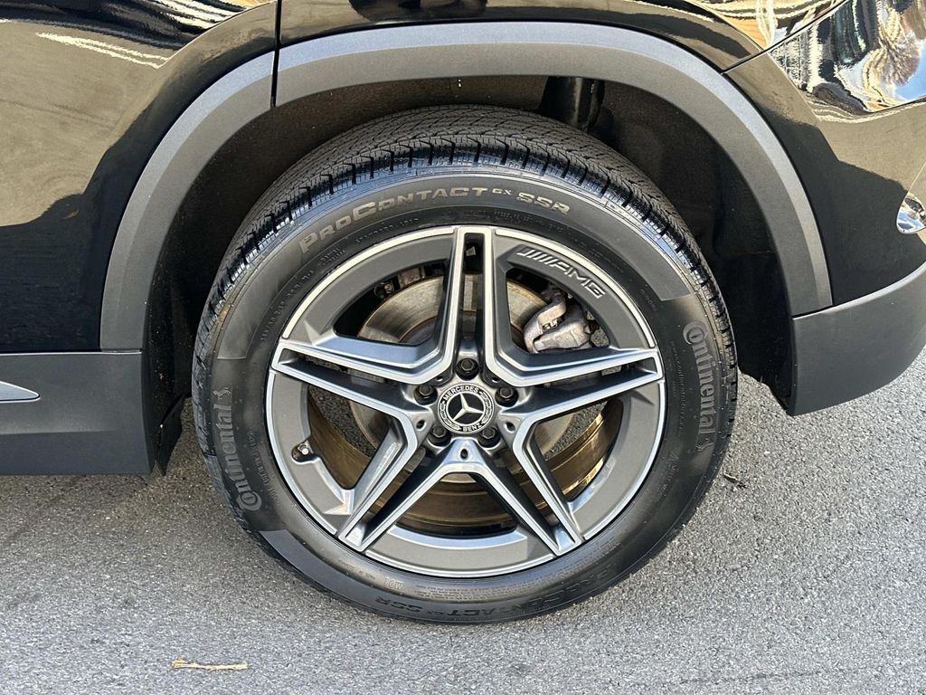 Thumbnail: 2021 Mercedes-Benz GLA - 15