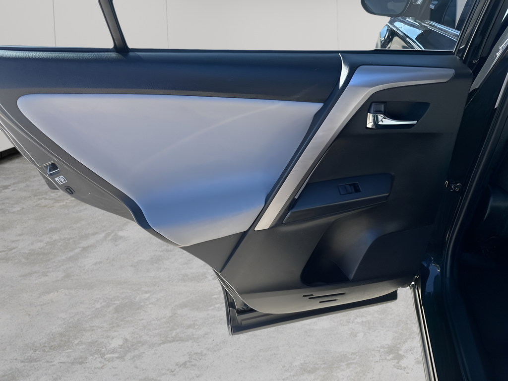 Used Car 2016 Toyota Rav4 Hybrid  Xle For Sale Under $15,000 In Austin, Texas