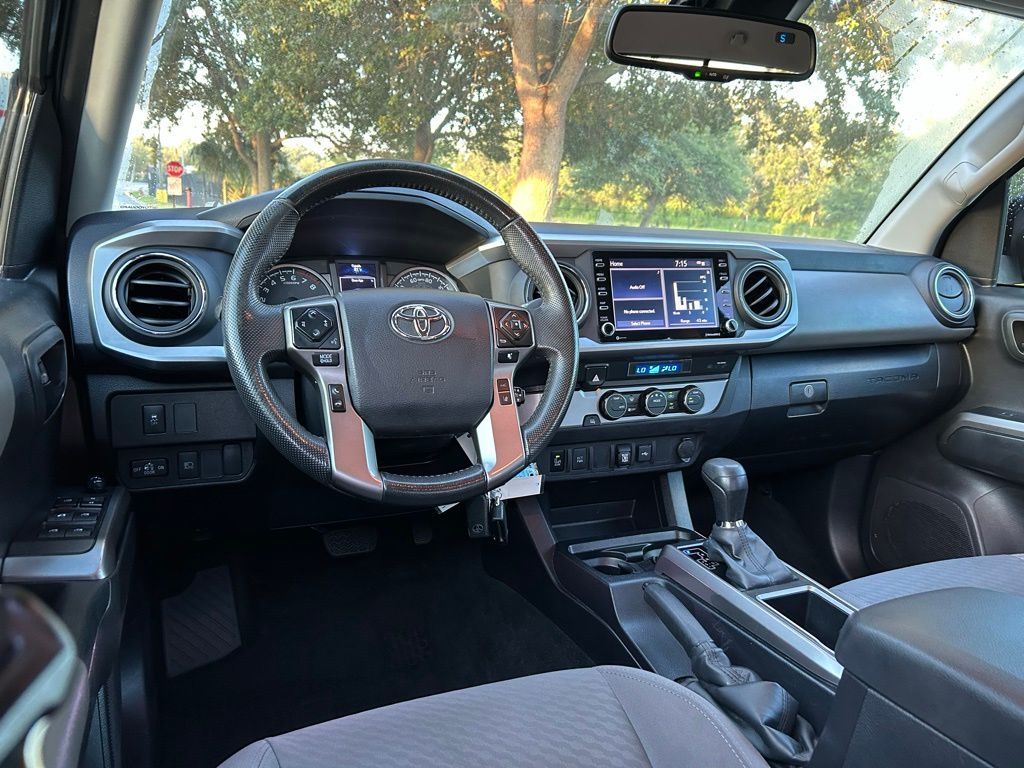 Thumbnail: 2022 Toyota Tacoma - 12