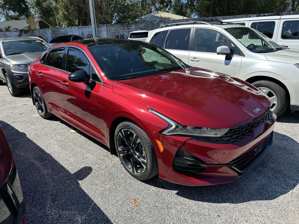 Passion Red 2021 Kia K5 Sedan Front-Wheel Drive 8-Speed Automatic