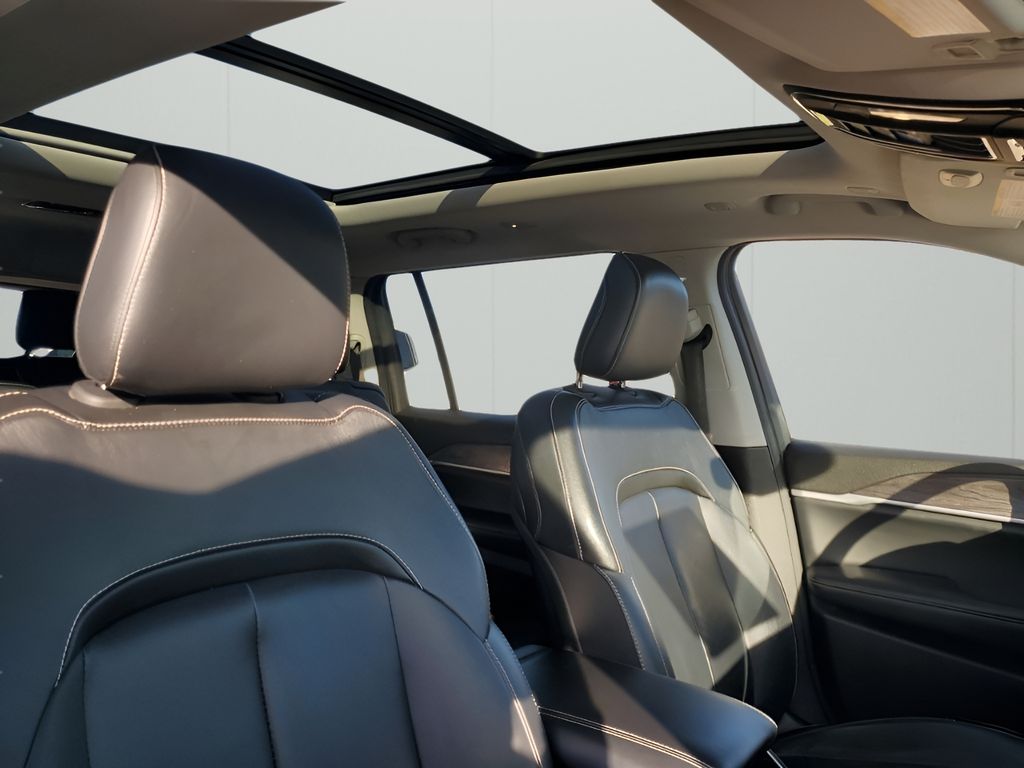 Used Car 2023 Jeep Grand Cherokee L  Limited For Sale Under $30,000 In Austin, Texas