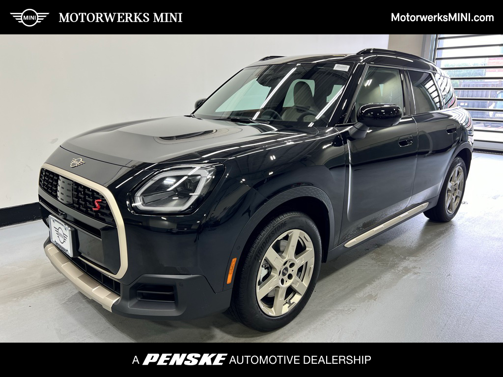 2025 MINI Cooper Countryman Base -
                Golden Valley, MN