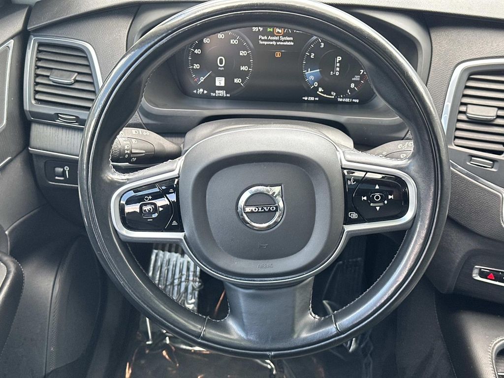 Thumbnail: 2020 Volvo XC90 - 24