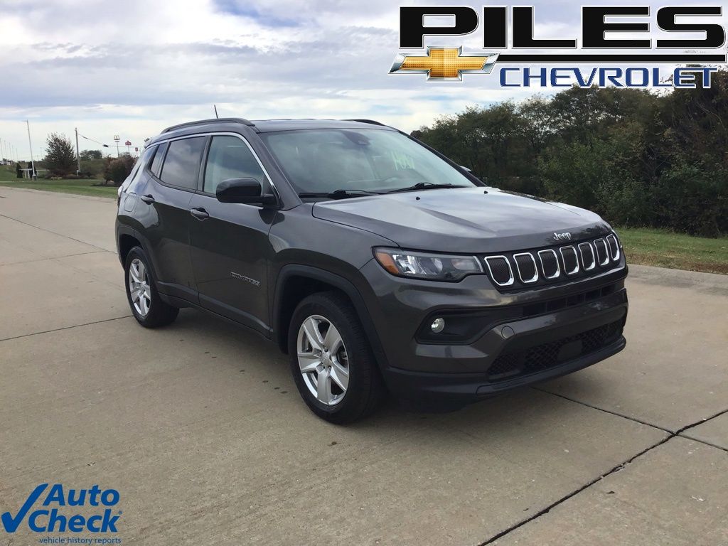 2022 Jeep Compass Latitude FWD