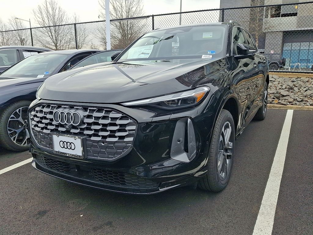 Thumbnail: 2026 Audi Q5 - 1