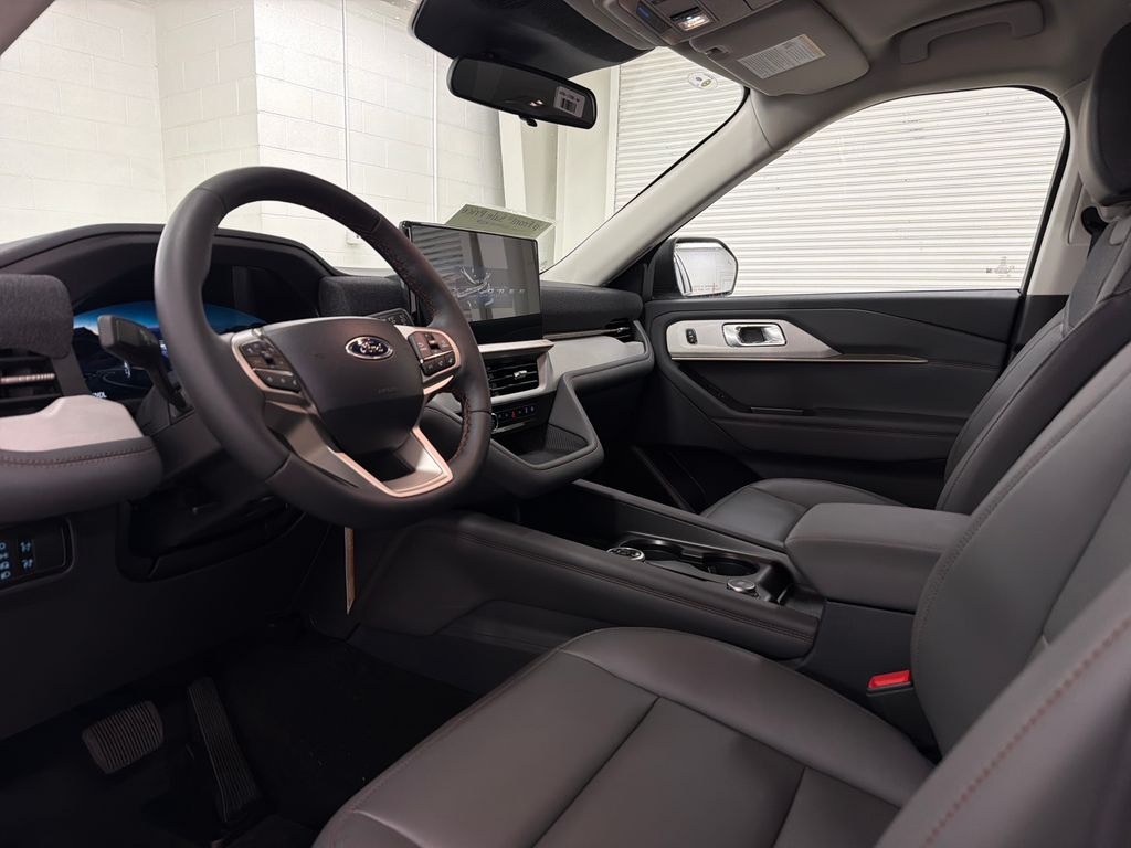New 2026 Gray Ford Active image 6