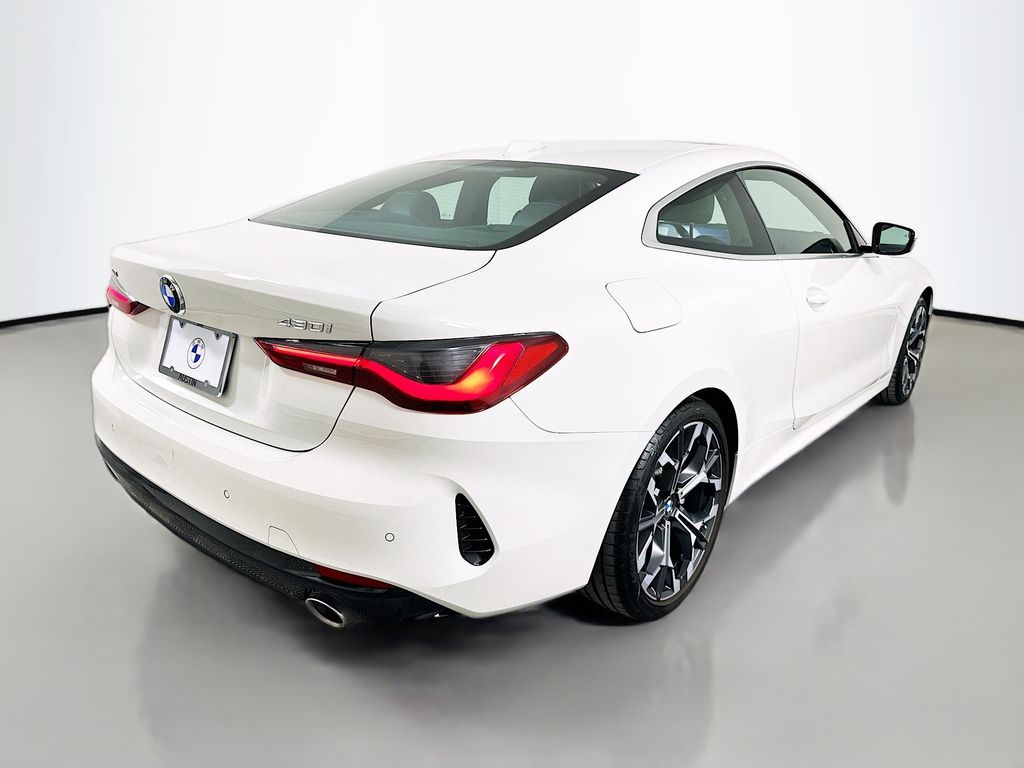 Thumbnail: 2025 BMW 4 Series - 5
